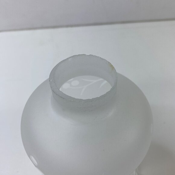 4 Vintage Frosted Glass Lamp Shades Etched Grapevine Design Ruffled Edge - Picture 4 of 14